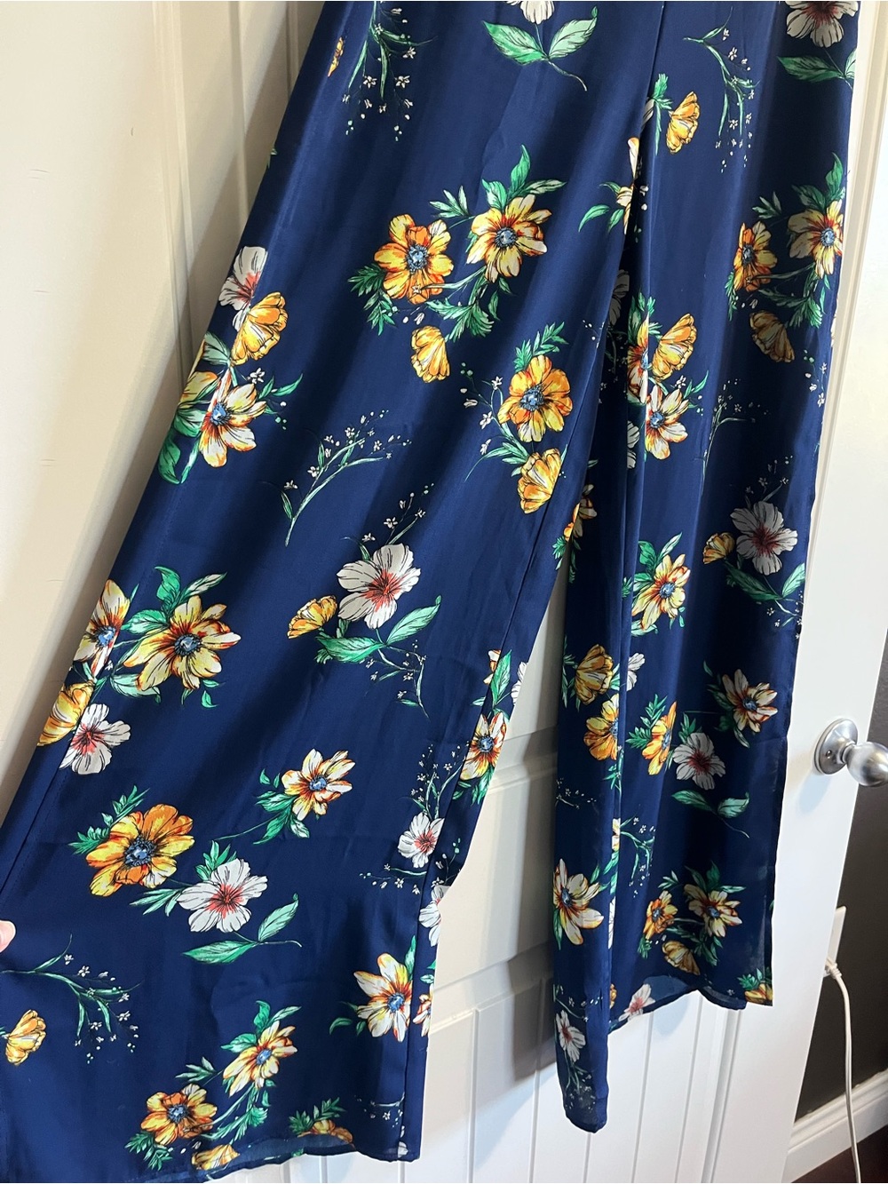 The Room Wide Leg Palazzo Pants Split Leg Floral Boho Sz Large Runs Small Hippie